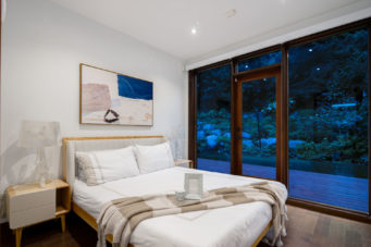 CONTEMPORARY ARCHITECTURAL HOME- 3175 Dickinson Crescent, West Vancouver